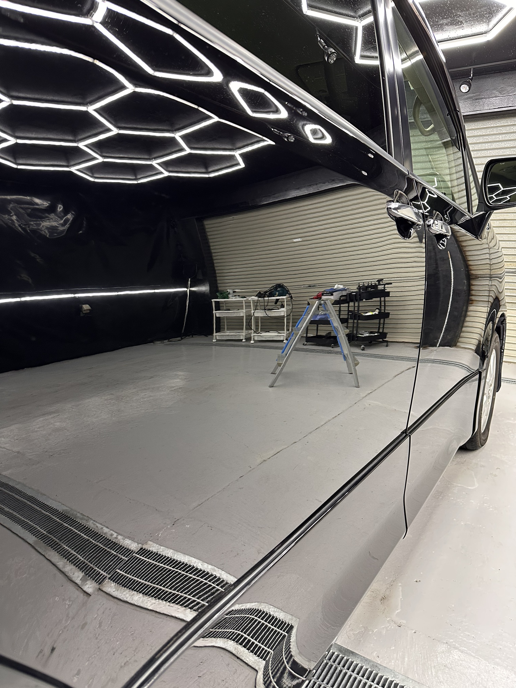 倉敷市でガラスコーティングならONE9｜艶・撥水・保護を備えた硬化カーコーティング