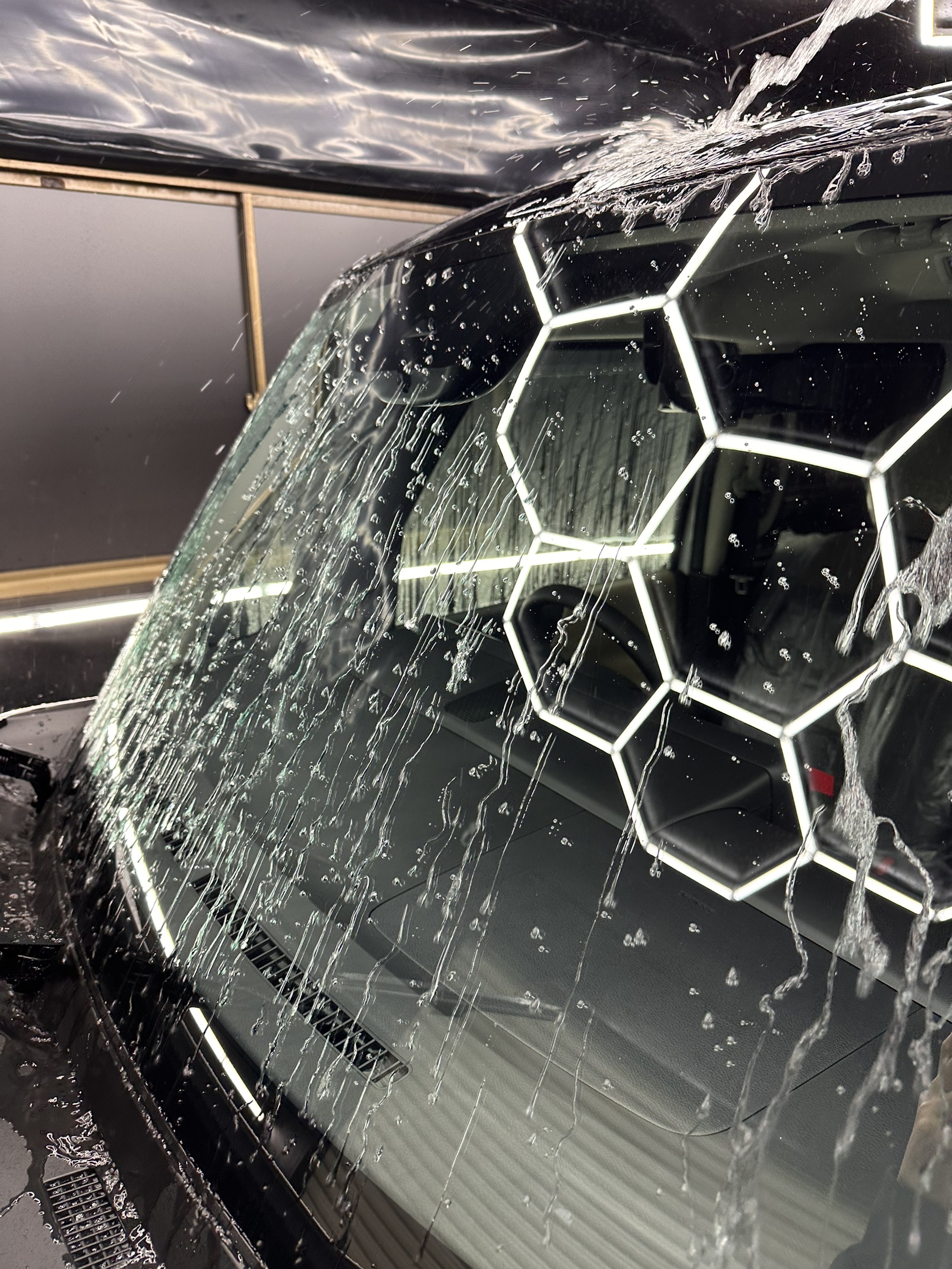 【新車デリカミニ】グラフェンコーティング前にウィンドウコート施工｜岡山県倉敷市ONE9